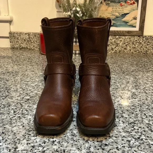 Frye 8R Harness Boots - Picture 4 of 12